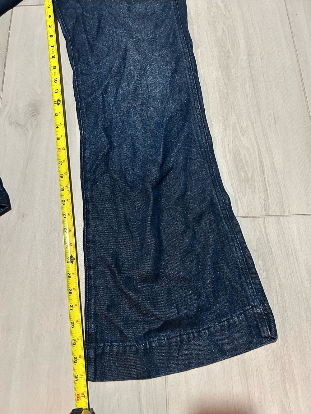 7 For All Mankind Womens  Modern Dojo Tailorless wide leg Jean Size 30 - Picture 9 of 9